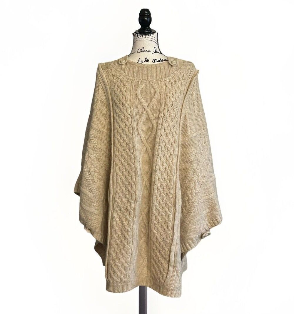 Beautiful VTG Beige LeRoy Knitwear Long Oversized Wool Poncho Heavy Taiwan